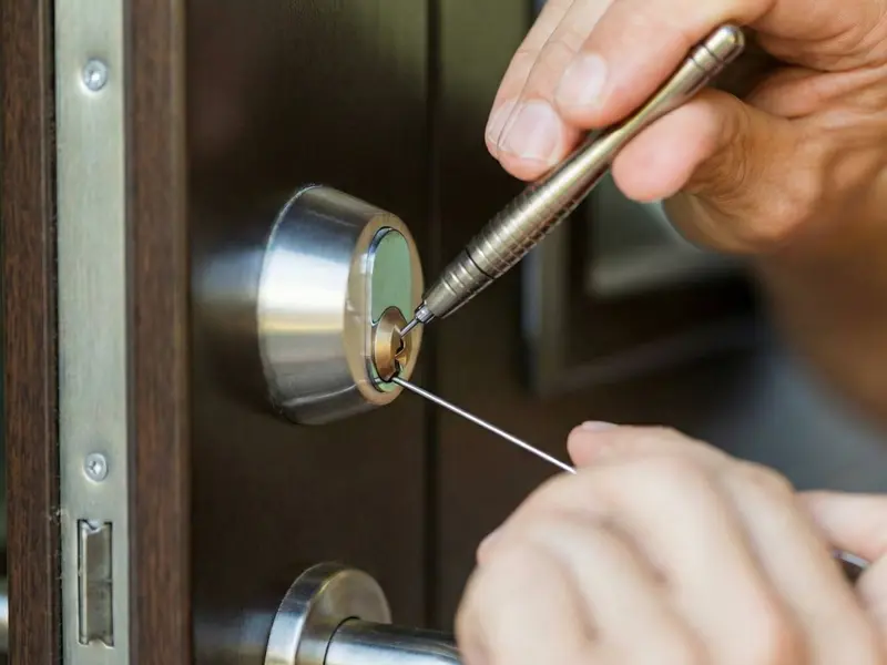 Instalação de fechadura eletrônica em Embu das Artes